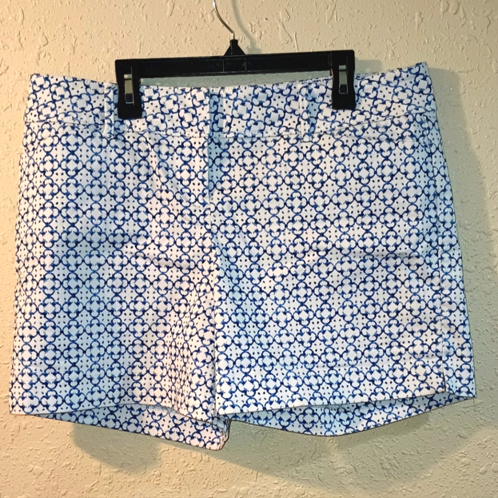 The Limited Blue & White Geometric Print Shorts Size 10  NWOT
